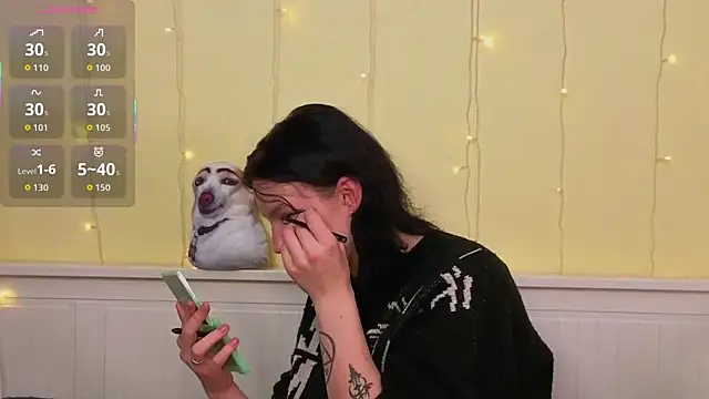 LatinaHuguenin online show from 13, 1, 2026