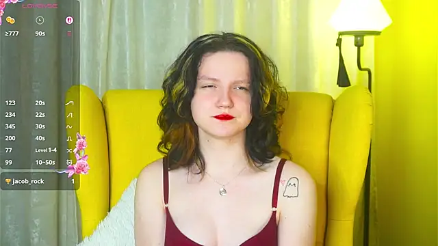 Snapshot of LatinaHuguenin chatting on 11, 3, 2026 LatinaHuguenin online show from 11, 3, 2026