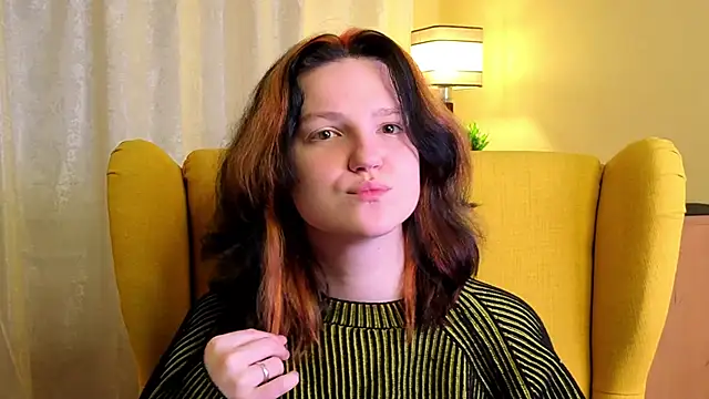 Snapshot of LatinaHuguenin chatting on 12, 4, 2026 LatinaHuguenin online show from 12, 4, 2026