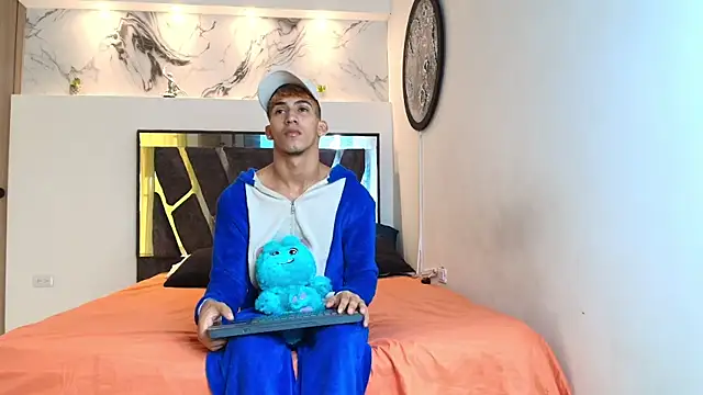 Snapshot of IMPERIO_ROMANO chatting on 15, 11, 2025 IMPERIO ROMANO online show from 15, 11, 2025