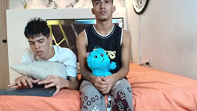 Snapshot of IMPERIO_ROMANO chatting on 17, 11, 2025 IMPERIO ROMANO online show from 17, 11, 2025