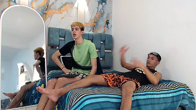 Snapshot of IMPERIO_ROMANO chatting on 17, 12, 2025 IMPERIO ROMANO online show from 17, 12, 2025