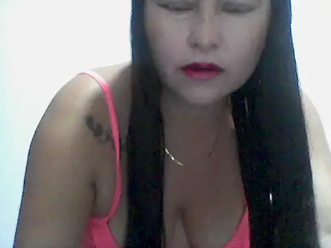 Snapshot of orianaxx01 chatting on 25, 11, 2025 orianaxx01 online show from 25, 11, 2025