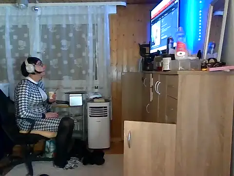 Snapshot of AgnesCross39 chatting on 5, 11, 2025 AgnesCross39 online show from 5, 11, 2025