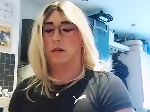 AgnesCross39 online show from 5, 7, 2026