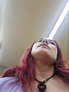 Eveelyn25xx online show from 11, 11, 2025