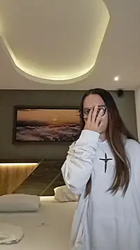 Lila Park online show from 3, 12, 2025