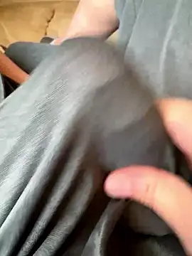 Snapshot of houkeiboy78 chatting on 8, 3, 2026 houkeiboy78 online show from 8, 3, 2026