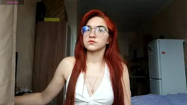 Snapshot of AnnikaDidomenico chatting on 6, 11, 2025 AnnikaDidomenico online show from 6, 11, 2025