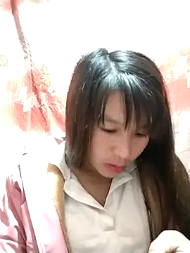 Snapshot of bupbe-baby chatting on 6, 11, 2025 bupbe-baby online show from 6, 11, 2025