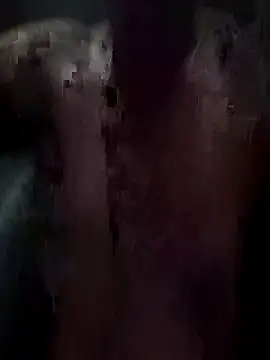 Snapshot of Ferni1410 chatting on 17, 12, 2025 Ferni1410 online show from 17, 12, 2025