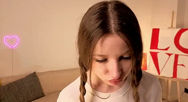 Snapshot of eirakiliana chatting on 7, 11, 2025 eirakiliana online show from 7, 11, 2025