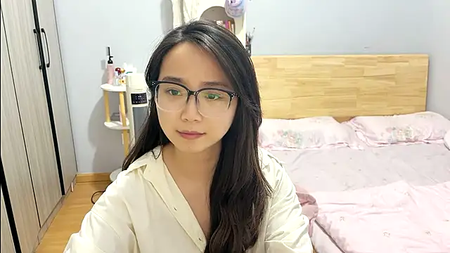 Snapshot of Hmm_0303 chatting on 2, 3, 2026 Hmm 0303 online show from 2, 3, 2026