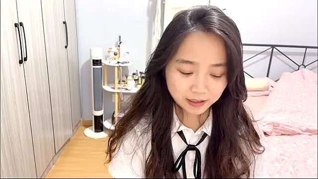 Snapshot of Hmm_0303 chatting on 18, 3, 2026 Hmm 0303 online show from 18, 3, 2026