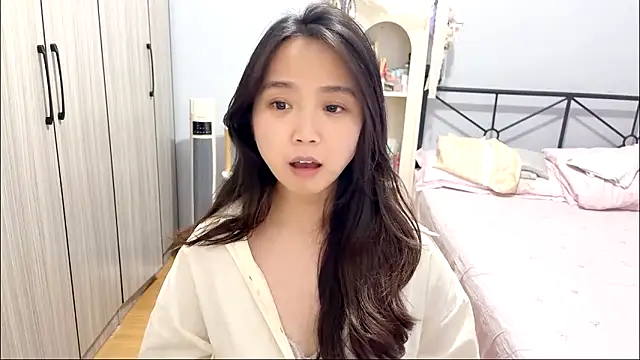 Snapshot of Hmm_0303 chatting on 24, 3, 2026 Hmm 0303 online show from 24, 3, 2026