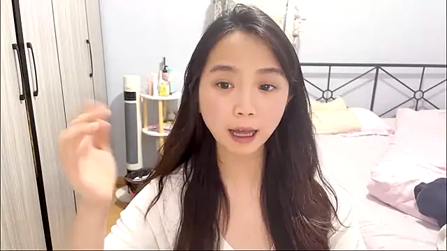 Snapshot of Hmm_0303 chatting on 26, 3, 2026 Hmm 0303 online show from 26, 3, 2026