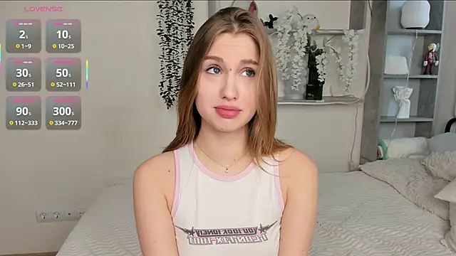 Snapshot of TawnyaVanschaick chatting on 23, 2, 2026 TawnyaVanschaick online show from 23, 2, 2026