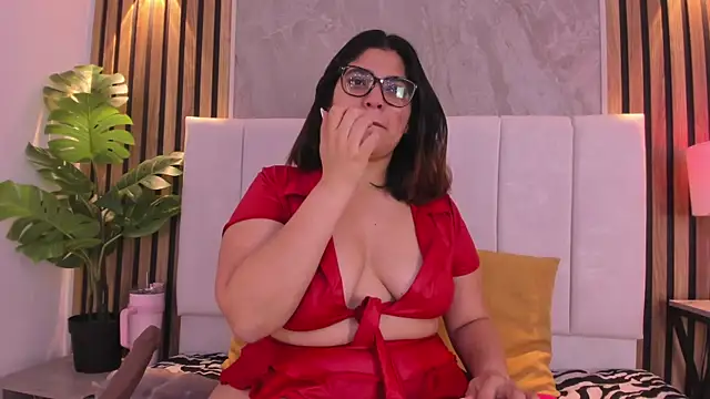 Snapshot of Carlotta_de_velour chatting on 21, 6, 2026 Carlotta de velour online show from 21, 6, 2026
