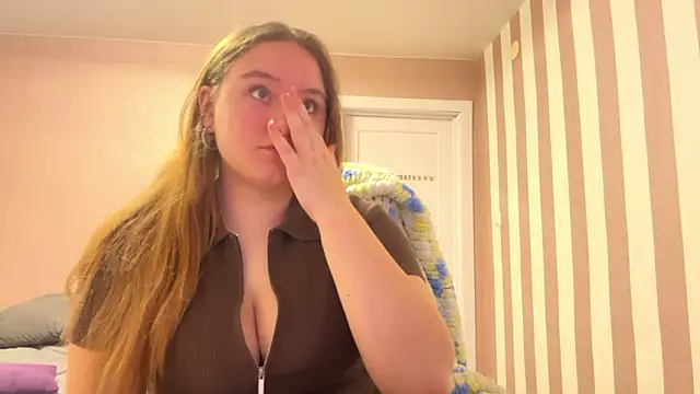 Snapshot of BabyBlissxx chatting on 28, 3, 2026 BabyBlissxx online show from 28, 3, 2026