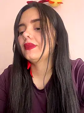 candicewest  online show from 17, 11, 2025