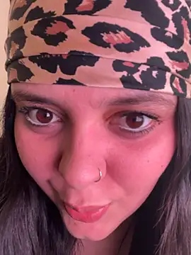 candicewest  online show from 5, 3, 2026