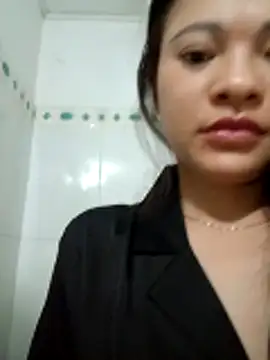 Snapshot of jerry-babe chatting on 7, 11, 2025 jerry-babe online show from 7, 11, 2025