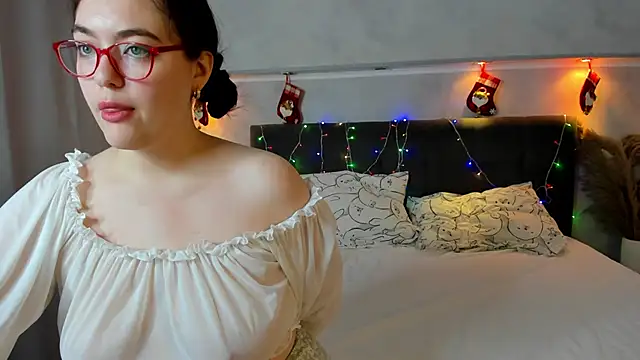 Snapshot of Mersedes_Rosso chatting on 20, 12, 2025 Mersedes Rosso online show from 20, 12, 2025