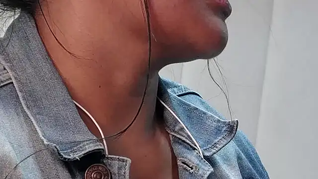 Snapshot of LannyShell chatting on 6, 3, 2026 LannyShell online show from 6, 3, 2026