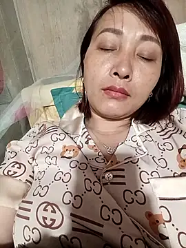 Missa-kute20 online show from 7, 2, 2026