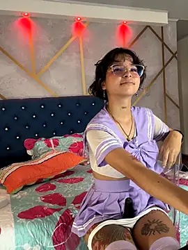  vaiolet owo online show from 30, 11, 2025