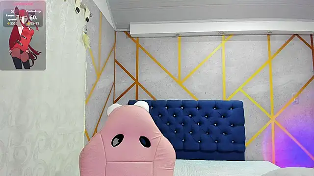 Snapshot of _vaiolet_owo chatting on 15, 2, 2026 vaiolet owo online show from 15, 2, 2026