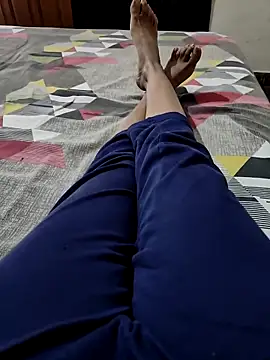 Snapshot of iiseemasingh chatting on 16, 11, 2025 iiseemasingh online show from 16, 11, 2025