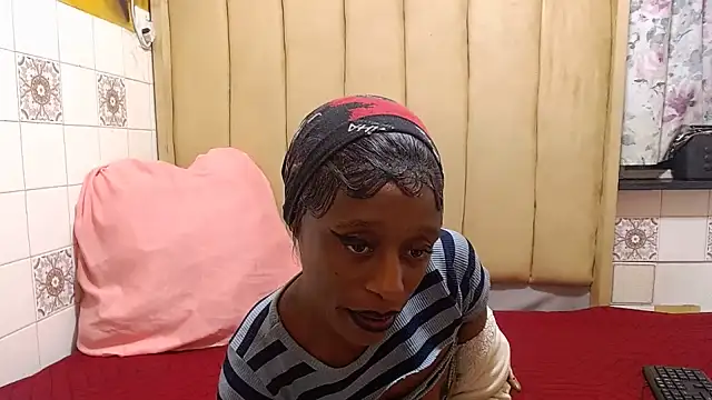 Snapshot of Nikistickyxx25 chatting on 5, 6, 2026 Nikistickyxx25 online show from 5, 6, 2026
