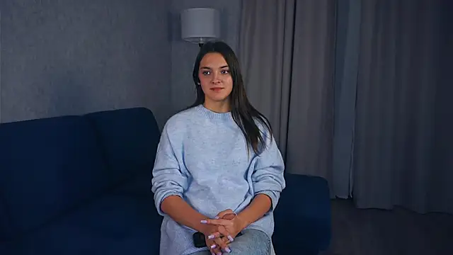 Snapshot of MathaMcrae chatting on 10, 11, 2025 MathaMcrae online show from 10, 11, 2025