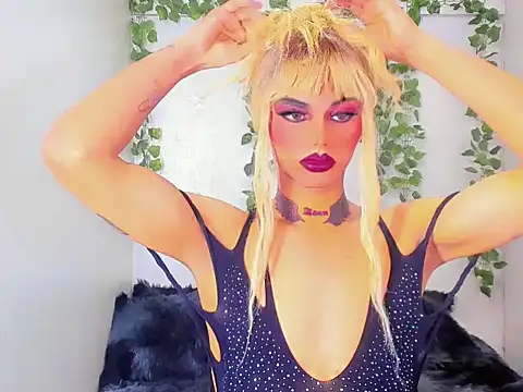 Snapshot of Sofia-hot_ chatting on 12, 11, 2025 Sofia-hot online show from 12, 11, 2025