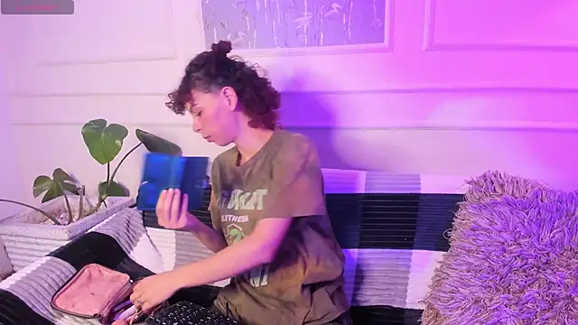 AliceMadnes online show from 14, 3, 2026