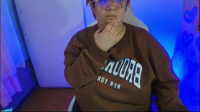 kattybbwbigboobs  online show from 14, 2, 2026