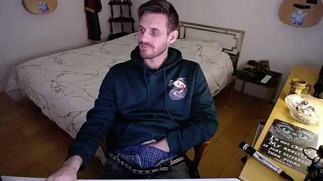 Snapshot of skatejocke chatting on 25, 11, 2025 skatejocke online show from 25, 11, 2025