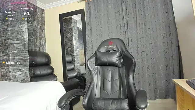 MilfBrenda online show from 3, 12, 2025