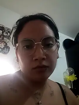 Snapshot of phoop_lilaa chatting on 2, 2, 2026 phoop lilaa online show from 2, 2, 2026