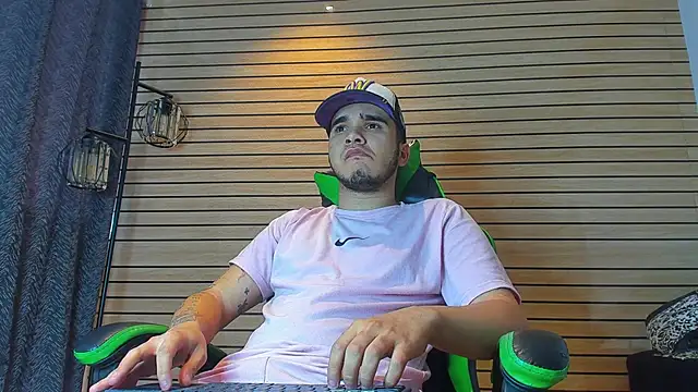 Snapshot of BrandoCraw chatting on 27, 4, 2026 BrandoCraw online show from 27, 4, 2026