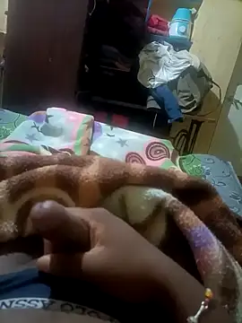 Snapshot of Kmahes01 chatting on 16, 12, 2025 Kmahes01 online show from 16, 12, 2025