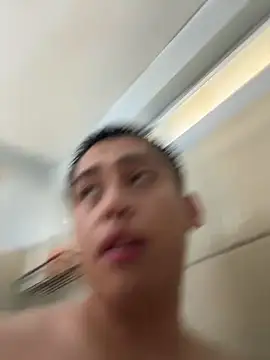 Snapshot of juiceloof chatting on 15, 11, 2025 juiceloof online show from 15, 11, 2025