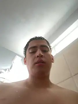 Snapshot of juiceloof chatting on 30, 11, 2025 juiceloof online show from 30, 11, 2025