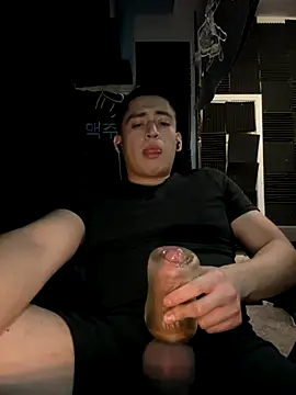 Snapshot of juiceloof chatting on 3, 12, 2025 juiceloof online show from 3, 12, 2025