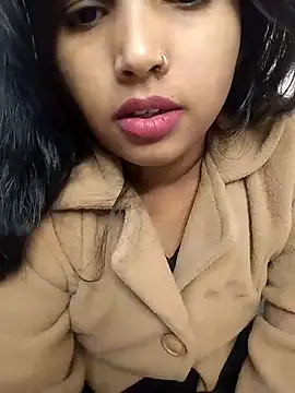 Sexy Divya   online show from 4, 12, 2025