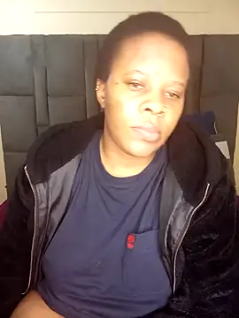 Snapshot of Emmylove-xr25 chatting on 18, 5, 2026 Emmylove-xr25 online show from 18, 5, 2026