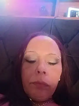 nikkibae33 online show from 18, 6, 2026