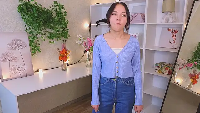 Snapshot of HangRusconi chatting on 11, 11, 2025 HangRusconi online show from 11, 11, 2025