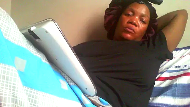 Snapshot of DustyLucy02 chatting on 21, 3, 2026 DustyLucy02 online show from 21, 3, 2026